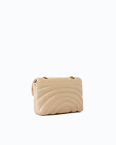 Große Umhängetasche Love Bag Puff mit Schmetterlingssteppung - Beige | Pinko