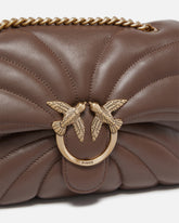 Μεγάλη τσάντα χιαστί Love Bag Puff με καπιτονέ σχέδιο σε στυλ πεταλούδας - | Pinko