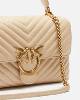 Borsa a mano media Love Bag Puff Chevron in nappa - | Pinko