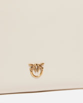 Bolso mediano de hombro Flat Love Bag Simply - Blanco | Pinko
