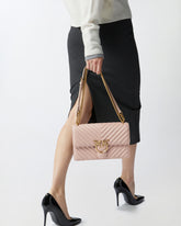 Mittelgroße Umhängetasche Love Bag One Chevron - | Pinko