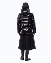 Steppjacke aus Crystal-Nylon mit Kapuze - Schwarz | Pinko
