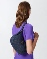 Kleine Schultertasche Half Moon mit Logo Love Birds - | Pinko