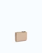 Portafoglio piccolo in pelle liscia con logo - Beige | Pinko