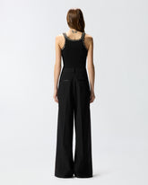 Top a costine con ricami gioiello - Nero | Pinko