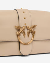 Borsa media a spalla Love Bag in pelle - Beige | Pinko
