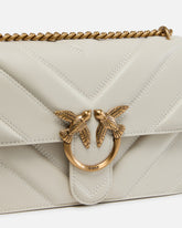 Borsa a tracolla media Love Bag in pelle bottalata con disegno a V e logo - Bianco | Pinko