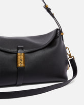 Średnia skórzana torebka na ramię Saddle Bag - Czarny | Pinko