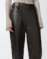 Pantaloni incrociati in pelle Reimagine PINKO X Patrick McDowell - | Pinko