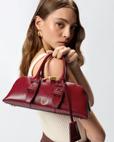 Kleine Handtasche Escape Bag Horizontal aus Narbenleder - | Pinko