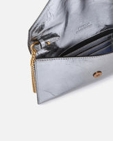 Bustina in pelle metallizzata con logo Love Birds - | Pinko