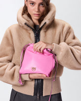 Bolso de hombro Mini Slouchy Bag de piel con logotipo Love Birds - | Pinko