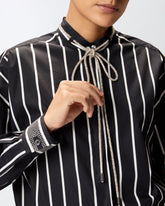 Camicia a righe con laccetti brillanti - | Pinko