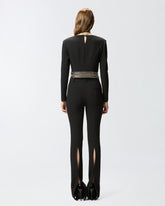 Top a maniche lunghe con decorazioni in metallo - | Pinko