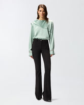 Blusa con collo drappeggiato e dettagli gioiello - | Pinko