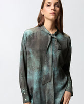 Camicia con stampa trompe-l'œil e collo a fusciacca - | Pinko