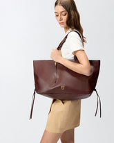 Cabas moyen en cuir avec détails métalliques - | Pinko