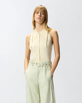 Top con nodo a bandana e bottoni - | Pinko