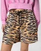 Shorts con stampa tigrata - | Pinko