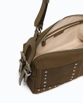 Bolso de hombro mediano Keeper Bag de ante con parches y tachuelas - Marrón | Pinko