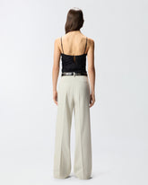 Top in pizzo floreale con spalline - | Pinko