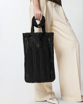 Średnia shopperka Easy Tote Bag z rafii - | Pinko