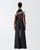 T-shirt with V-neck and branded patches - Multicolor Black-Butter | Pinko