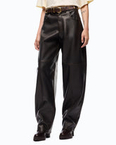 Pantaloni barrel fit in tessuto effetto nappa - Marrone | Pinko