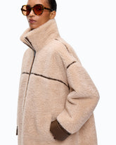 Caban effetto shearling con collo alto - | Pinko
