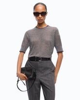 T-shirt à manches mi-longues avec bords effilochés - | Pinko