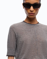 T-shirt à manches mi-longues avec bords effilochés - | Pinko