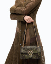 Borsa a tracolla Mini Love Bag One Light con stampa camouflage full strass - Verde Militare | Pinko