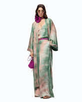 Kimono lungo in satin dal colore sfumato - | Pinko
