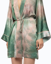 Kimono in satin dal colore sfumato con cintura - | Pinko