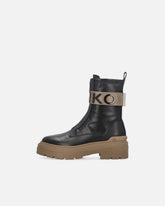 Kozaki na platformie z napisem z logo PINKO - | Pinko