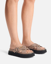 Sandali slide in nappa intrecciata con anelli metallici - | Pinko