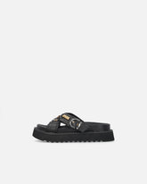 Sandali slide in nappa intrecciata con anelli metallici - | Pinko