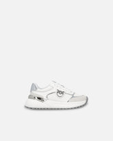 Παπούτσια sneakers με λογότυπο και γυαλιστερές λεπτομέρειες με όψη καθρέφτη - | Pinko