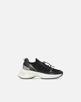 Dzianinowe sneakersy ze sznurowadłami i klipsami - | Pinko