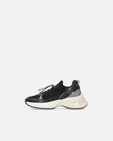 Dzianinowe sneakersy ze sznurowadłami i klipsami - | Pinko