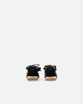 Scarpa da ginnastica con lacci doppi - | Pinko