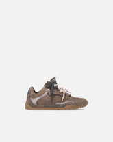 Sneakers con lacci doppi e applicazioni - Marrone | Pinko