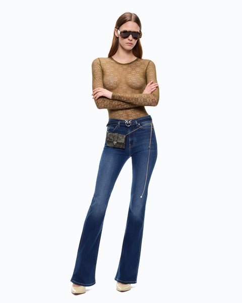 Jeans flared con cintura
