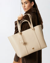 MAXI BORSA SHOPPER IN PELLE BOTTALATA -  | Pinko