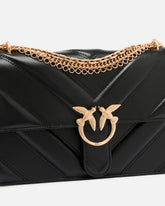 Bolso de hombro mediano Love Bag One de piel y napa chevrón con triple cadena -  | Pinko