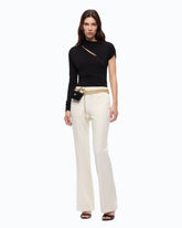 Pantaloni con piega stirata