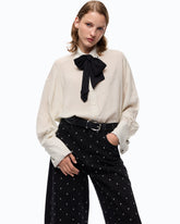 Camicia in popeline con cravatta rimovibile e pois