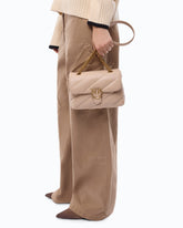 Petit sac à bandoulière Love Bag Puff Maxi Quilt New Buckle - Beige | Pinko