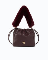 Borsa secchiello a spalla in nappa con doppia tracolla - Rosso Scuro | Pinko