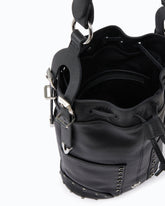 Borsa a tracolla Bucket Mini in pelle con borchie gioiello - Nero | Pinko